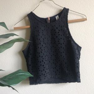 Black textured triangle cut out croptop
